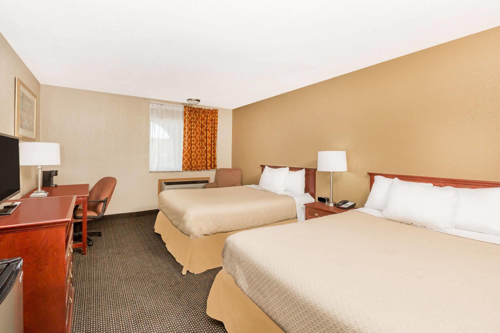 Days Inn By Wyndham West Des Moines Exterior foto